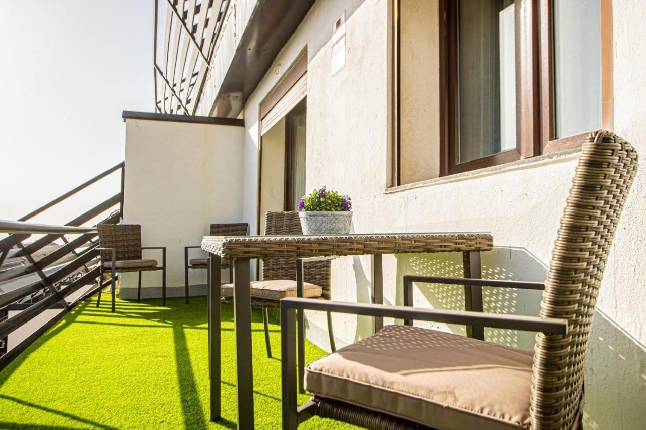 Flor De Iris Apartment เซียร์ราเนบาดา ภายนอก รูปภาพ